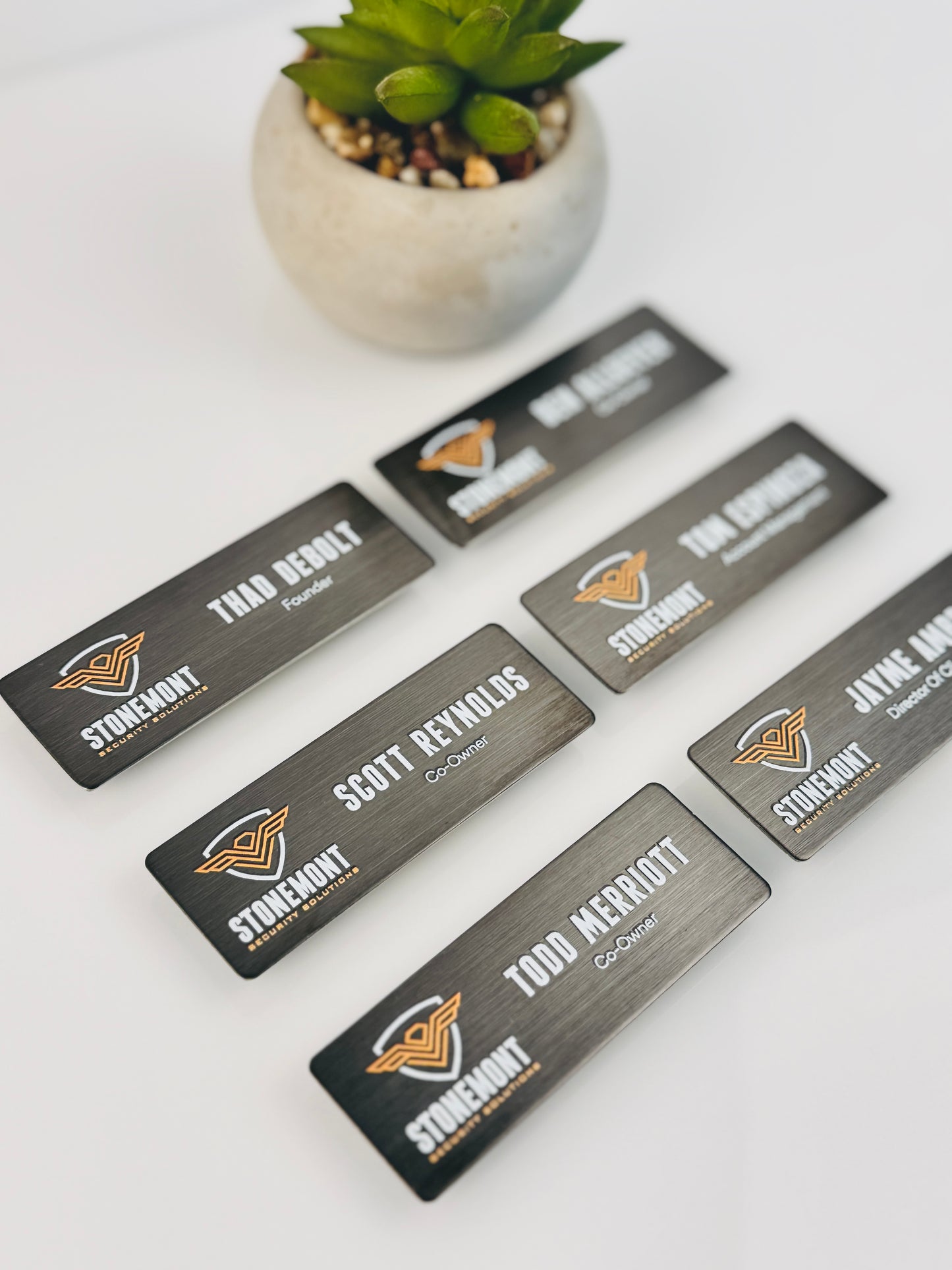 Gold, Silver or Titanium 1" x 2.75" Full Color Metal Name Badge